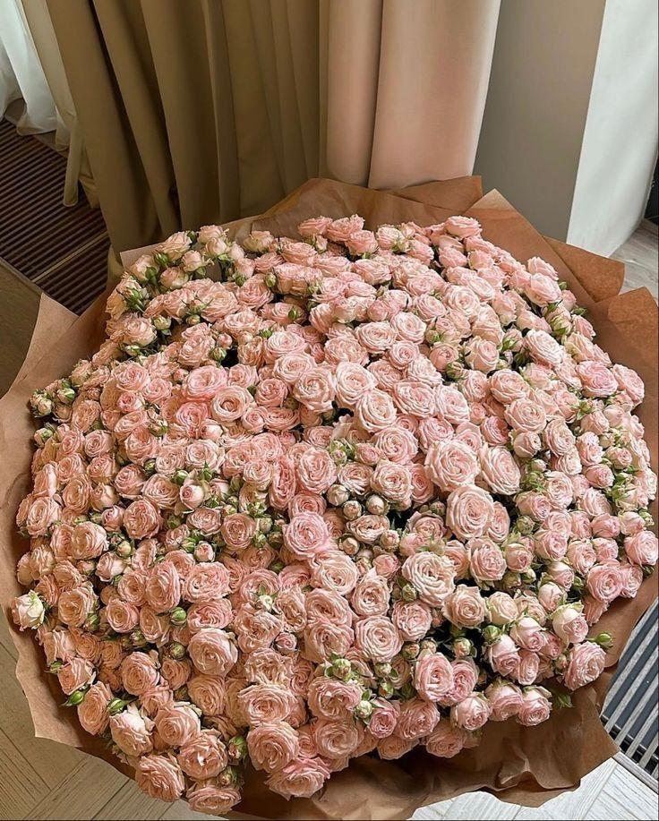 Enchanted Garden: Lush Floral Tapestry